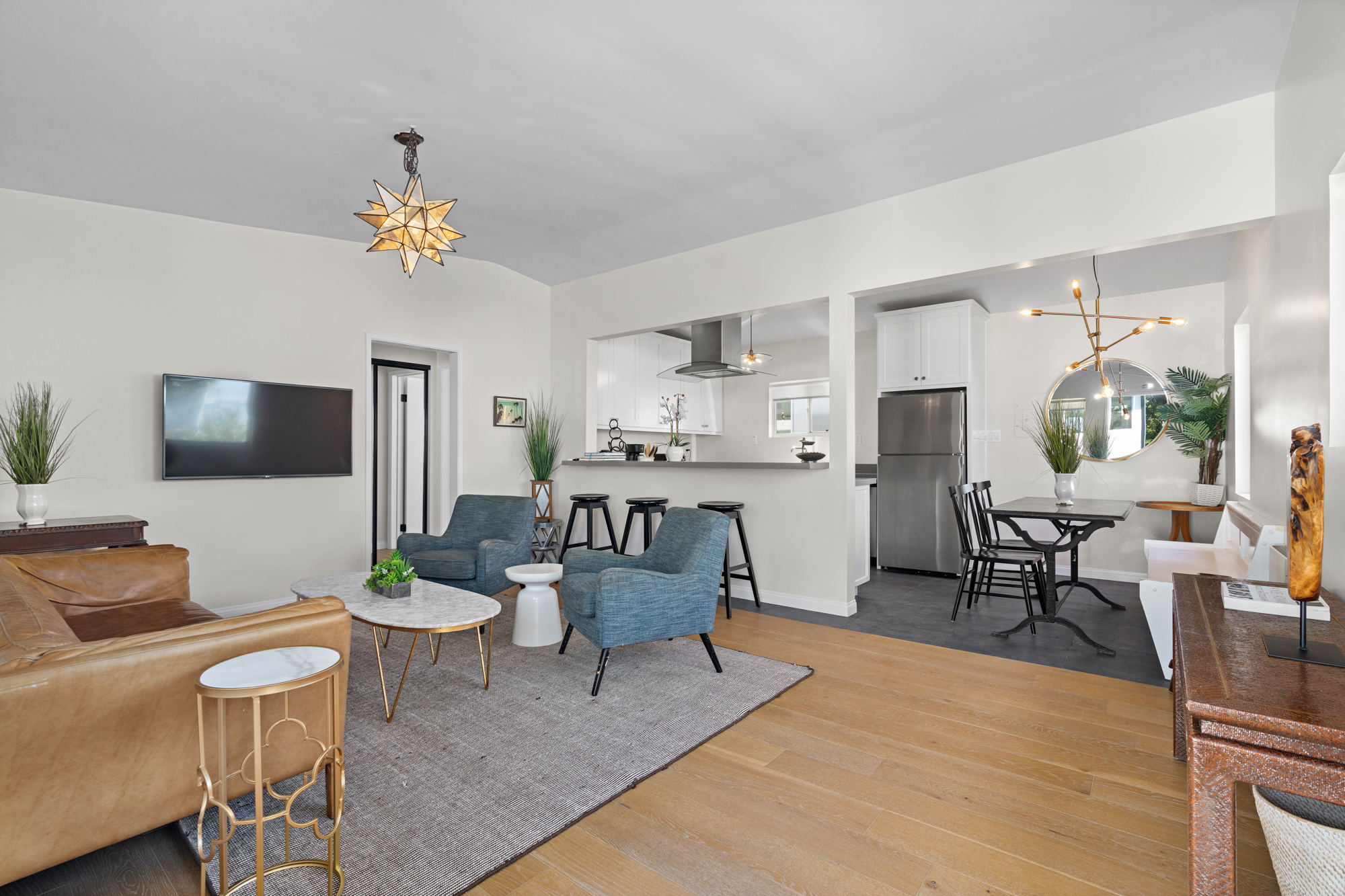 6th Ave Loft  - Venice - California